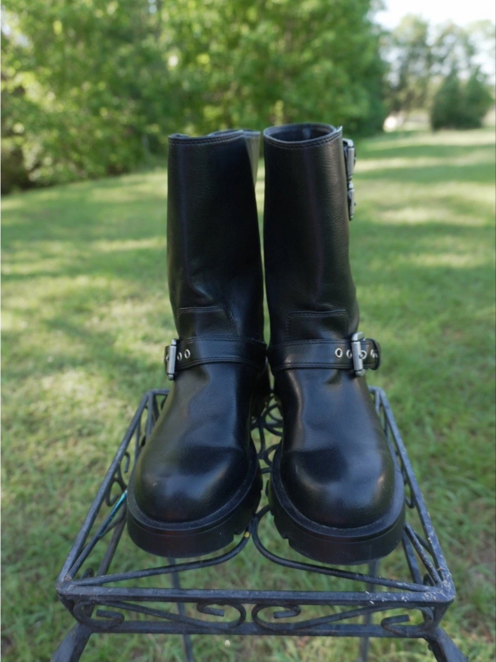 ZARA Women's Black
Leather Biker Motorcycle
Buckle Strap Mid-Calf
Boots EU 37